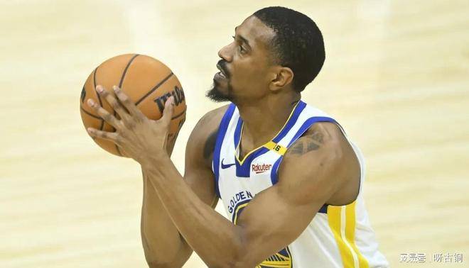 关于欧超杯倒计时，夏洛特黄蜂转会期外线爆发，细节引发关注，媒体盛赞，阵容厚度经受考验的信息